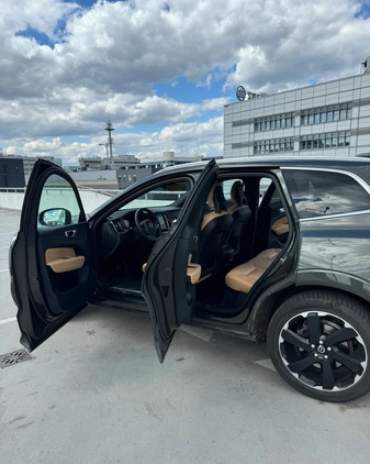 Volvo XC 60 cena 147000 przebieg: 130000, rok produkcji 2018 z Warszawa małe 121